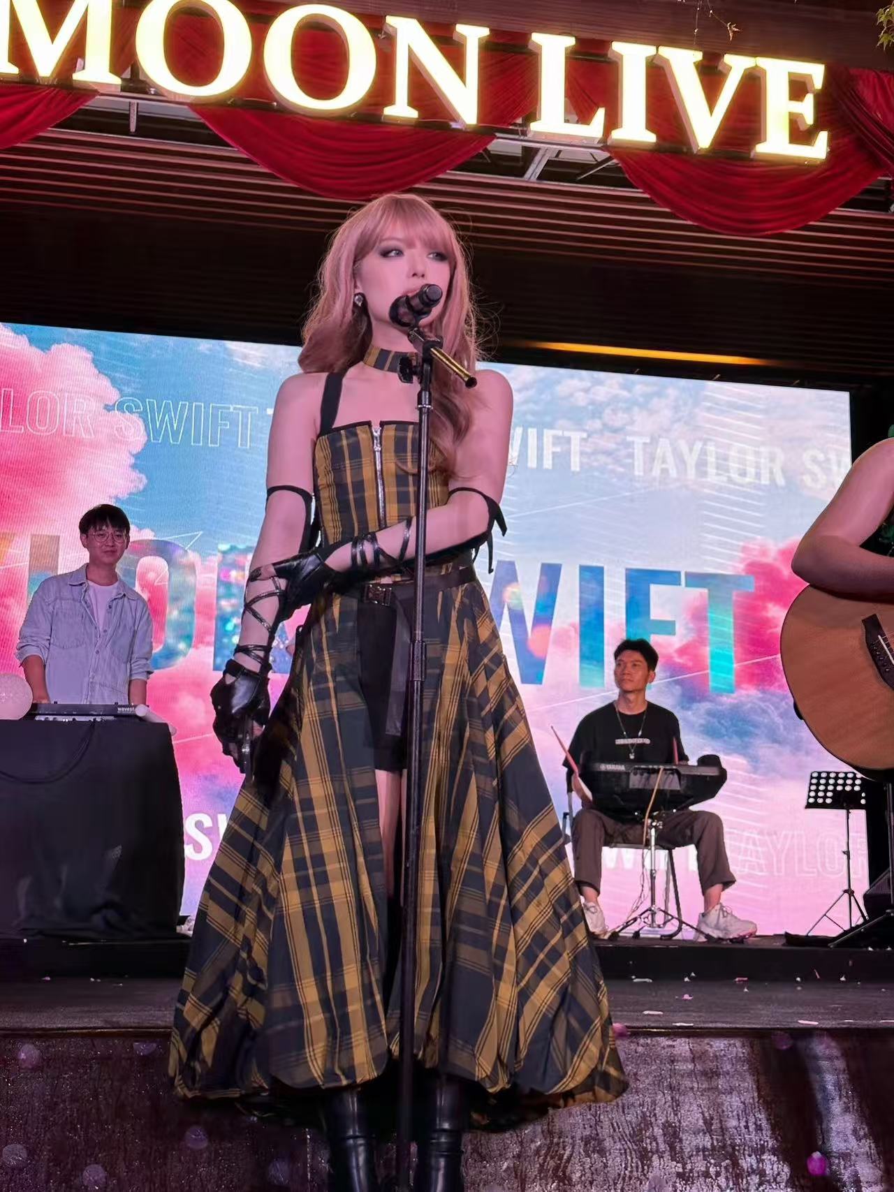 taylor swift VMA inspired dress swifties